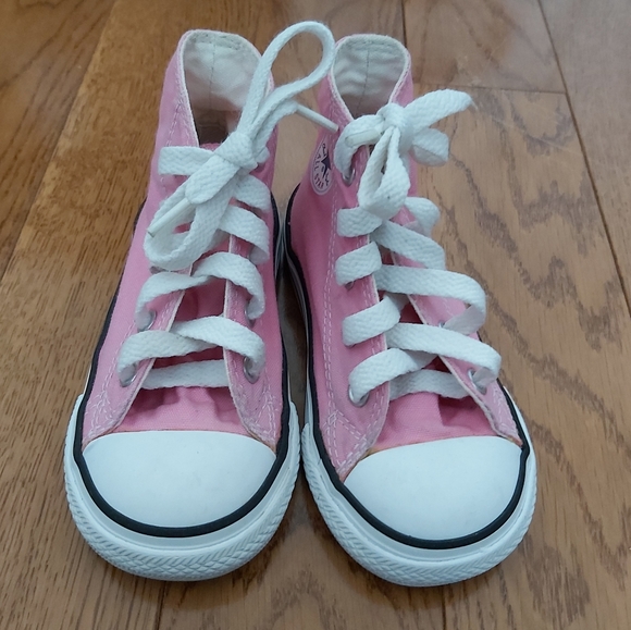 Toddler girl converse shoes - Picture 1 of 7
